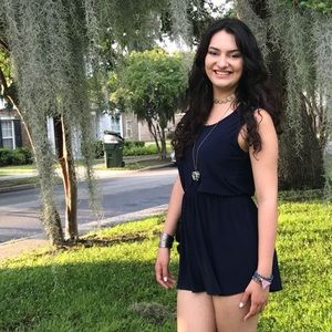 Meet your Posher, Veronica